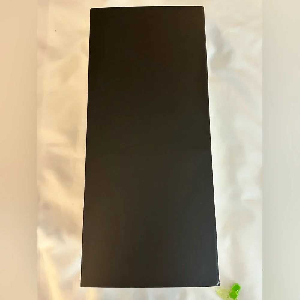 Authentic Gucci Ivory and Black Gift Storage Box